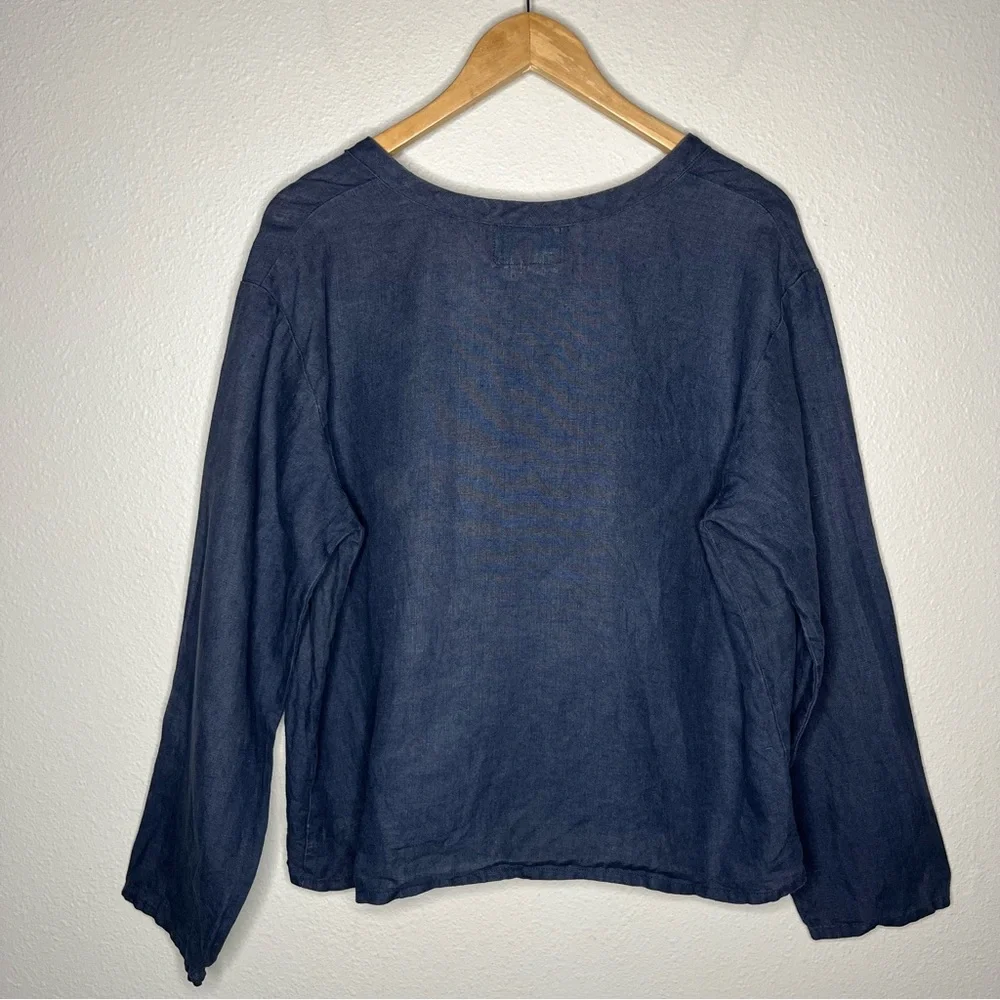 Flax by Jeanne Engelhart Navy Linen Cropped Button Down Cardigan Jacket Top - Picture 2 of 7